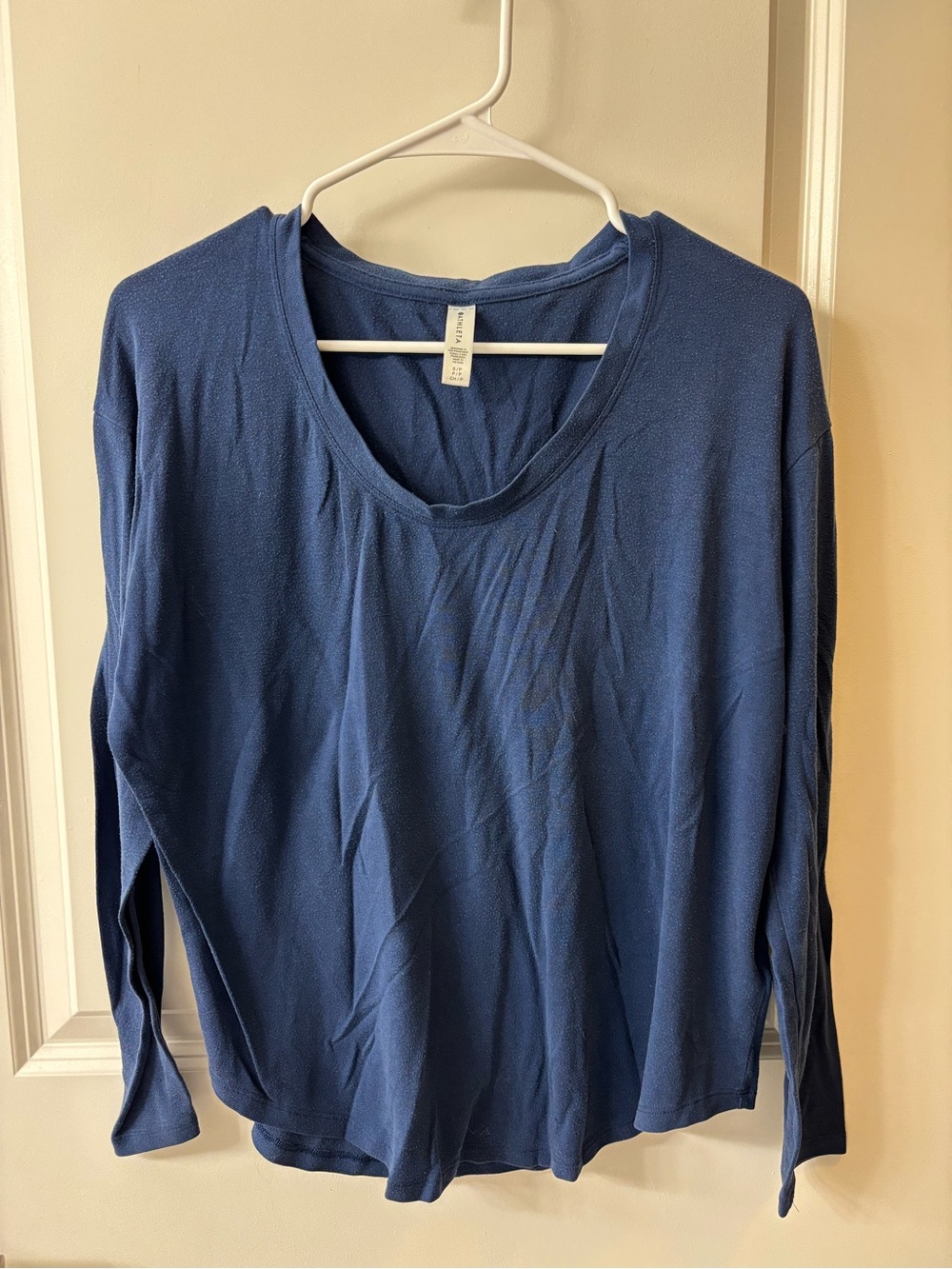 Athleta Cloudlight Stratus Longsleeve